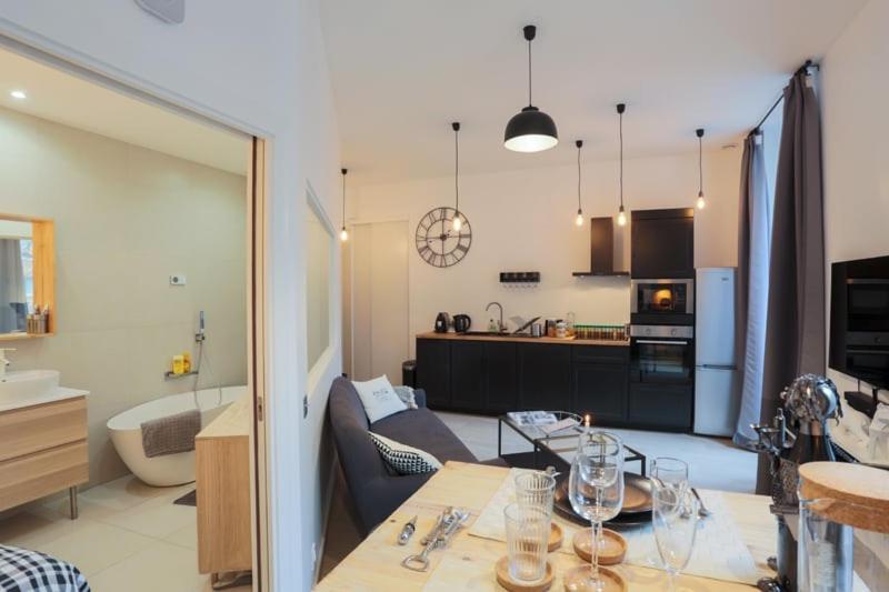 Suite Garibaldi Cosy Et Design Lyon Exteriör bild